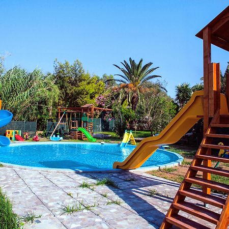May Beach Hotel Rethymno Exteriör bild