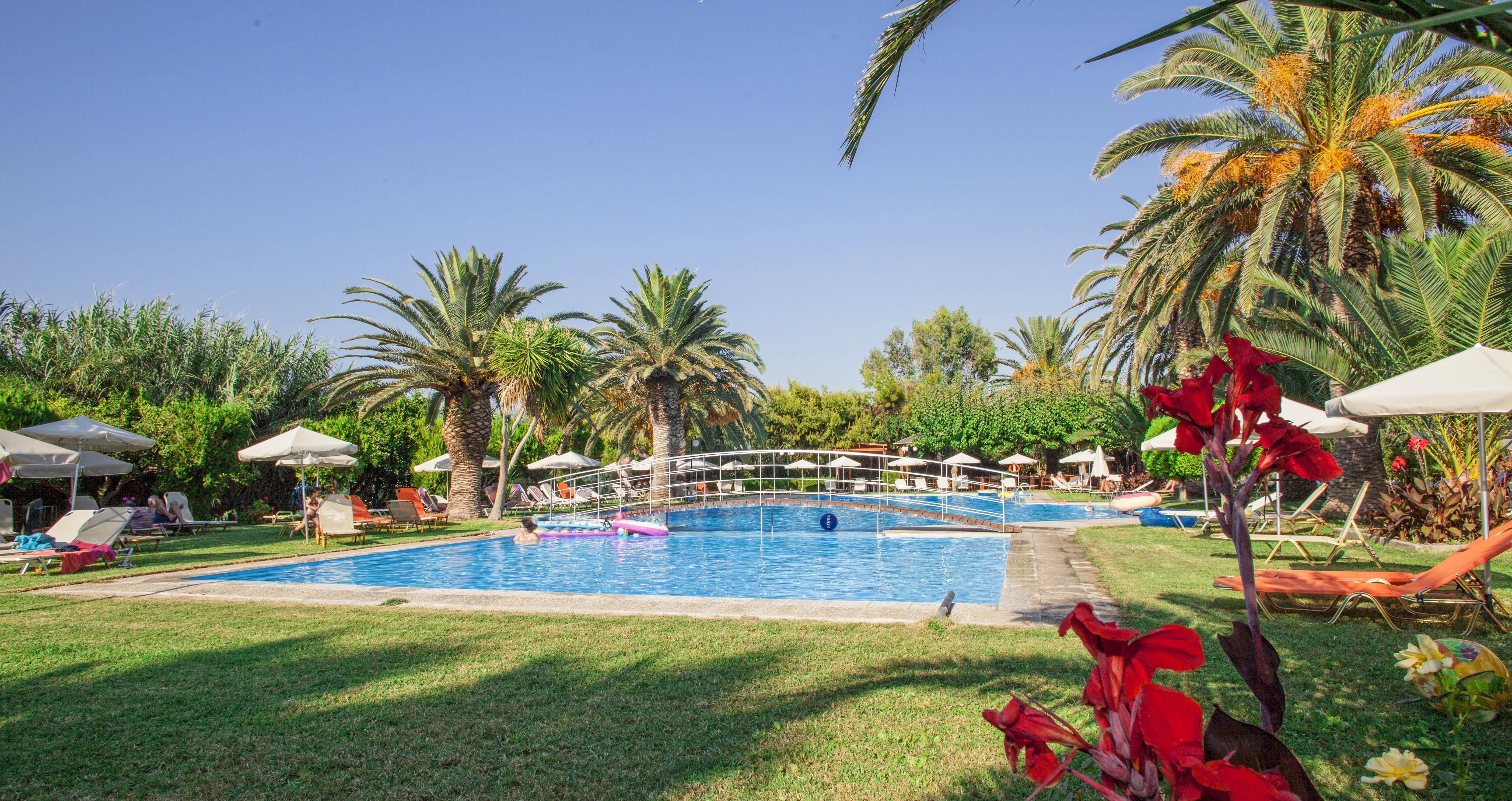 May Beach Hotel Rethymno Exteriör bild